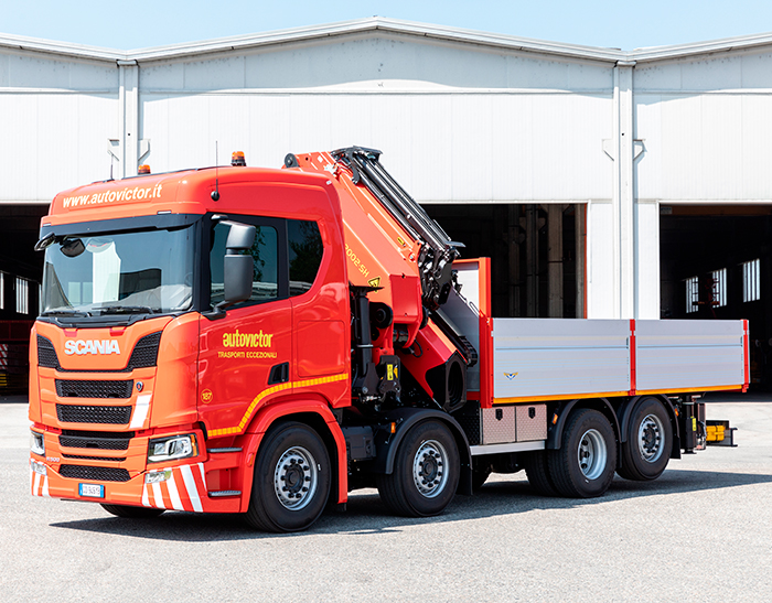 Autovictor dà il benvenuto alla nuova motrice Scania