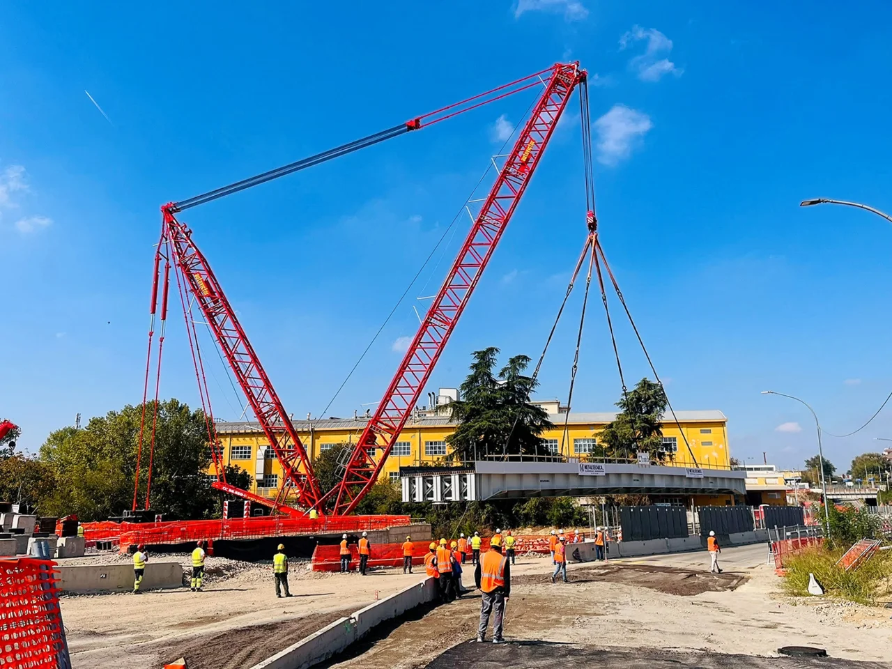 INSTALLAZIONE DI UN PONTE TRANVIARIO A BOLOGNA! - 2