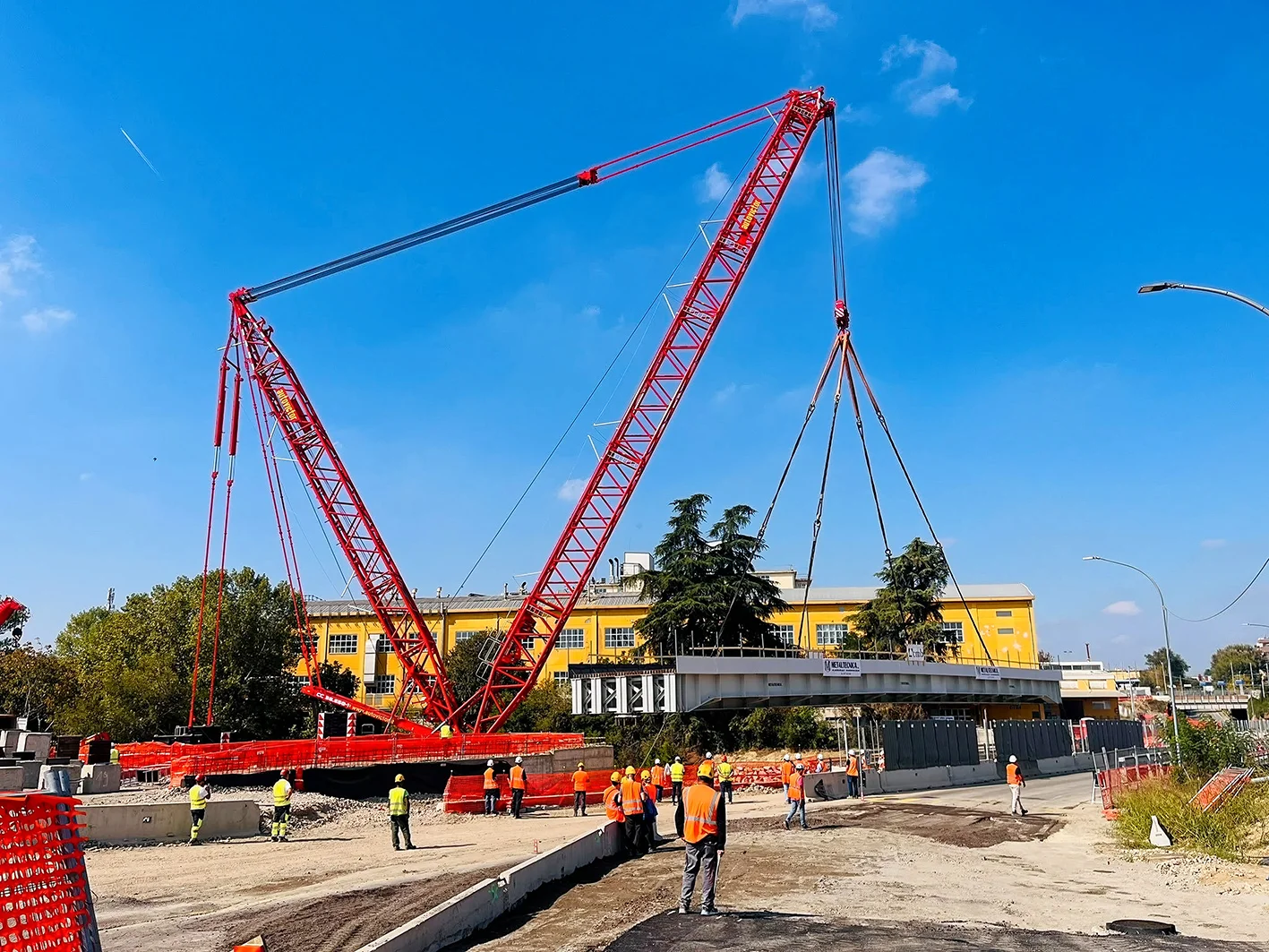 INSTALLAZIONE DI UN PONTE TRANVIARIO A BOLOGNA! - 2