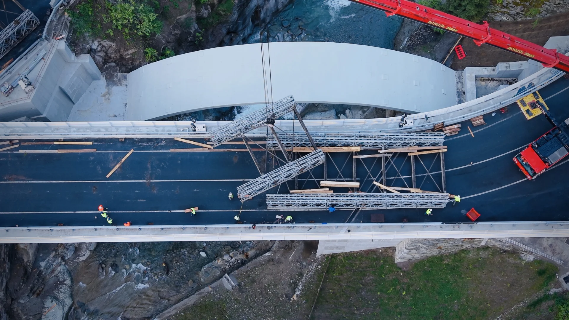 Smantellamento di un ponte in Val D’Aosta! - 6